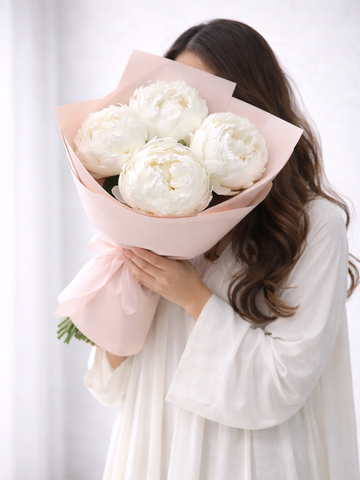 Ivory Grace Bouquet